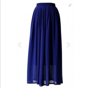 Chicwish Blue Pleated Maxi